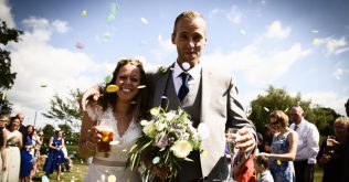 Hot-Weather Weddings